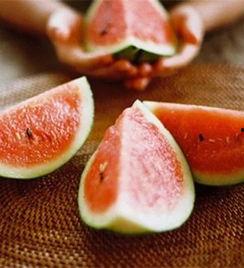 花三吃瓜,揭秘娱乐圈那些不为人知的幕后故事