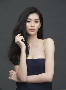 奚梦瑶牙齿吃瓜,揭秘明星美齿背后的努力与坚持